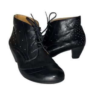 Brako Black Bootie Women's Size 7.5 EU38 Leather Lace up studded Stacked heel
